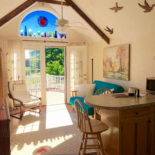 Enfield Manor Bed&Breakfast and Vacation Rental image 10