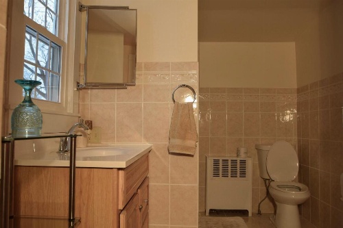 Enfield Manor Bed&Breakfast and Vacation Rental image 15