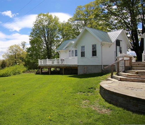 Enfield Manor Bed&Breakfast and Vacation Rental image 4